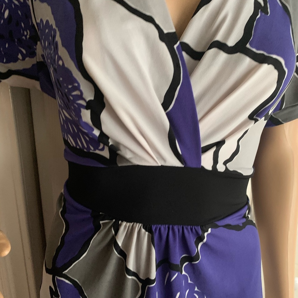 Gray and Purple Flower Shirt - Picture 5 of 16
